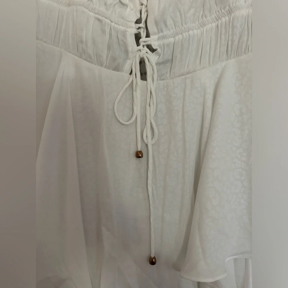 Here Comes The Sun Satin Romper - Picture 4 of 8